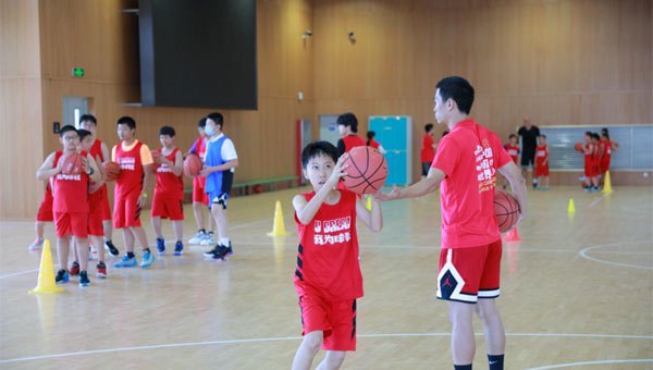 哪里有提供智能球衣租赁服务用于篮球训练_2